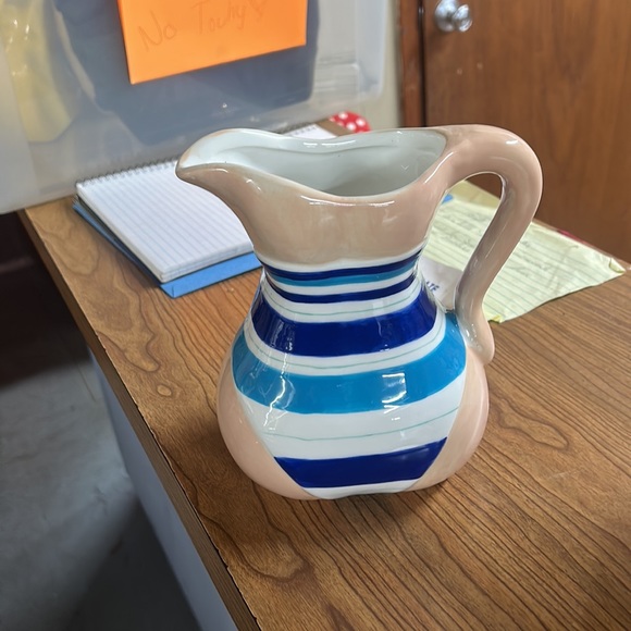 Pitcher - Picture 3 of 3